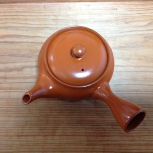 横手持ちの朱泥の急須(大)