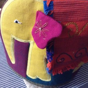 普段はしない香りを漂わせたティーコージー