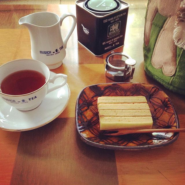 やっぱりセレブレーションブレンドの気分になってしまった(*^^*) #種ノ箱 #ムジカティー (Instagram)