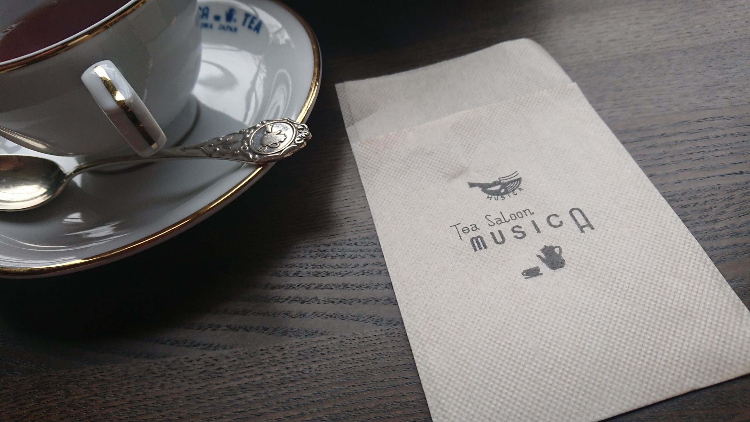 ロゴがプリントされた紙ナプキン。Tea Saloon MUSICA 旧宮塚住宅にて。