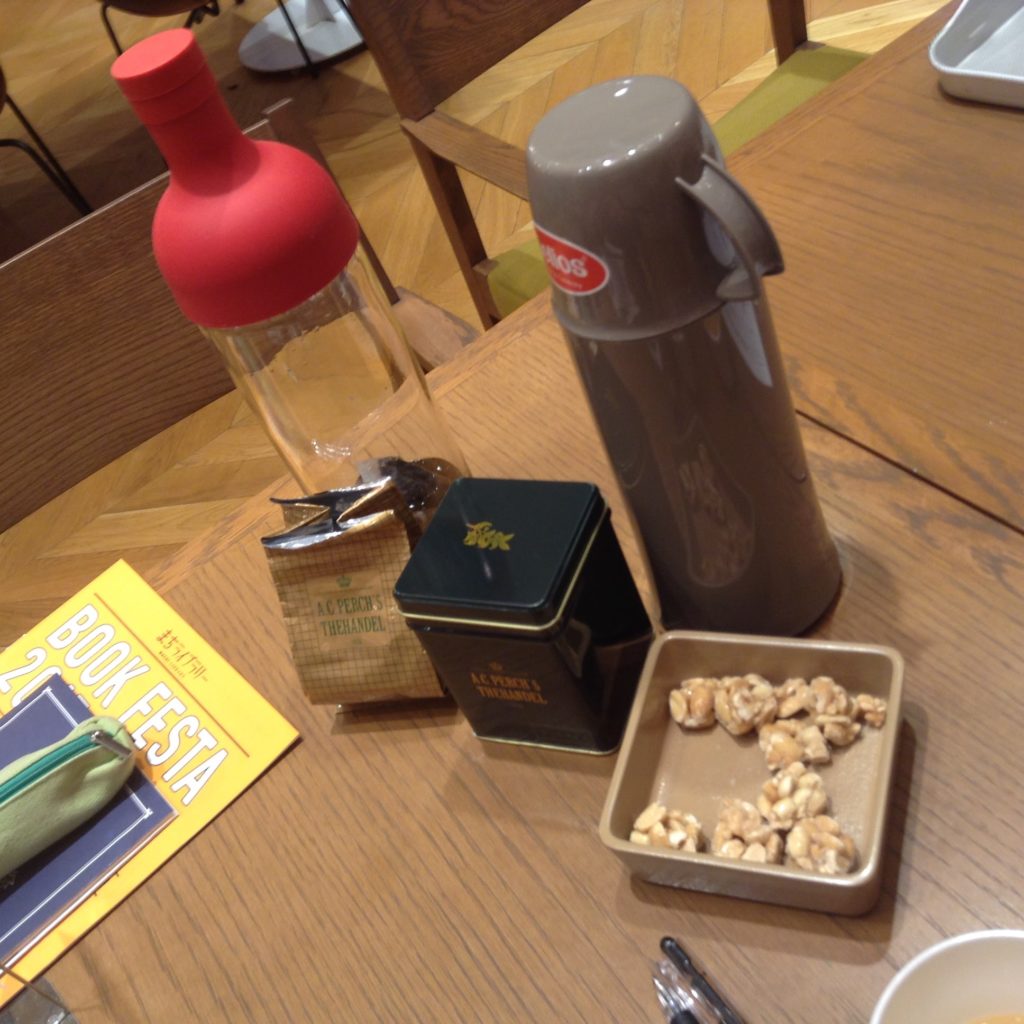 IMG_6342.JPG 水筒とアールグレイ紅茶