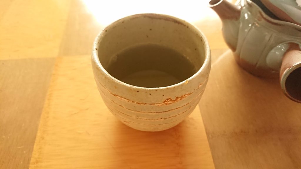 緑茶はこの季節にプッシュされていた火香が強いタイプ